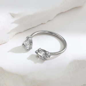 Bague ouverte unique en forme de larme de zircon double pierre en acier inoxydable plaqué or 18 carats pour femme, style luxe léger et tendance - Product Image 5