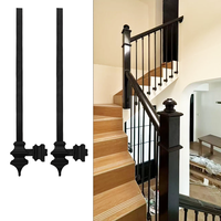 Rampe d'escalier moderne sur mesure pour villa, adaptée aux greniers, rampes et mains courantes intérieures en métal.