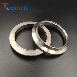 Bride en <span class=keywords><strong>V</strong></span> en acier inoxydable titane de 2, 2,5, 3, 4 et 5 pouces pour voiture, fournie directement par l'usine - Product Image 1