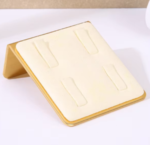 Support de présentation de bijoux en alliage d'aluminium de luxe avec boucle de fermeture, idéal pour vitrine de bijouterie et accessoires de photographie - Product Image 4