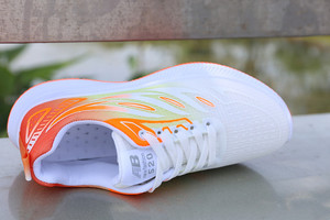 รองเท้าลำลองตาข่ายระบายอากาศสำหรับผู้ชายฤดูร้อน พื้นรองเท้าน้ำหนักเบาและนุ่ม เหมาะสำหรับวิ่งเล่นกีฬา เดินเท่ๆ ทันสมัย - Product Image 6