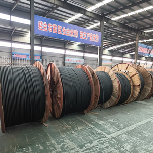 Cavo di alimentazione isolato in rame conduttore in alluminio 0.6/1kv 4 Core 10mm 16mm 25mm 35mm 50mm 70mm 95mm 120mm <span class=keywords><strong>150mm</strong></span> cavo di saldatura - Product Image 1