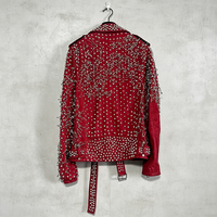 Veste en cuir vintage punk personnalisée OEM, avec clous argentés, broderies en cuir de vachette, patchs, vestes en cuir pour hommes