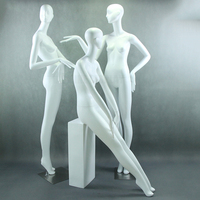 Mannequin femme en fibre de verre à corps entier, mains et tête mobiles, base en acier inoxydable, pour présentation de vêtements, directement de la manufacture Jasmine