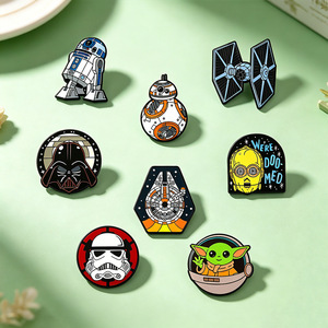 Badge créatif en alliage de zinc émaillé à effet goutte d'huile, série Star Wars, vaisseau spatial, thème science-fiction, objet de collection - Product Image 6
