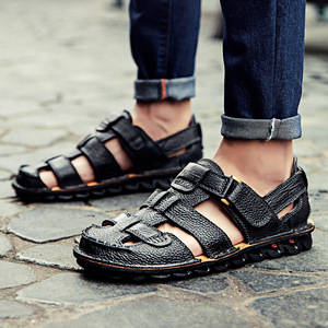 Sandales d'été pour hommes en cuir véritable avec boucle, lanières croisées, bout ouvert, semelle extérieure en caoutchouc, doublure textile, chaussures décontractées respirantes - Product Image 1
