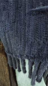 New Design Wholesale Big Size Winter Women Knitted Mink Fur <strong>Shawl</strong> with Pockets Different Colors <strong>Black</strong> Mink <strong>Shawl</strong> Wrap Fur Hat - Product Image 5