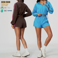 Ensemble de sport décontracté pour femme avec veste à col montant et short à rayures contrastées, séchage rapide, coupe ample