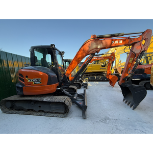 Mini-excavatrice sur chenilles hydraulique Kubota KX163-5 de 6 tonnes d'occasion en bon état pour l'aménagement paysager et les petites constructions - Product Image 1
