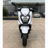 Dernier Scooter 50CC 125CC arrière démarreur moteur refroidi à l'air Scooter à essence haute puissance Scooter à essence au pakistan populaire