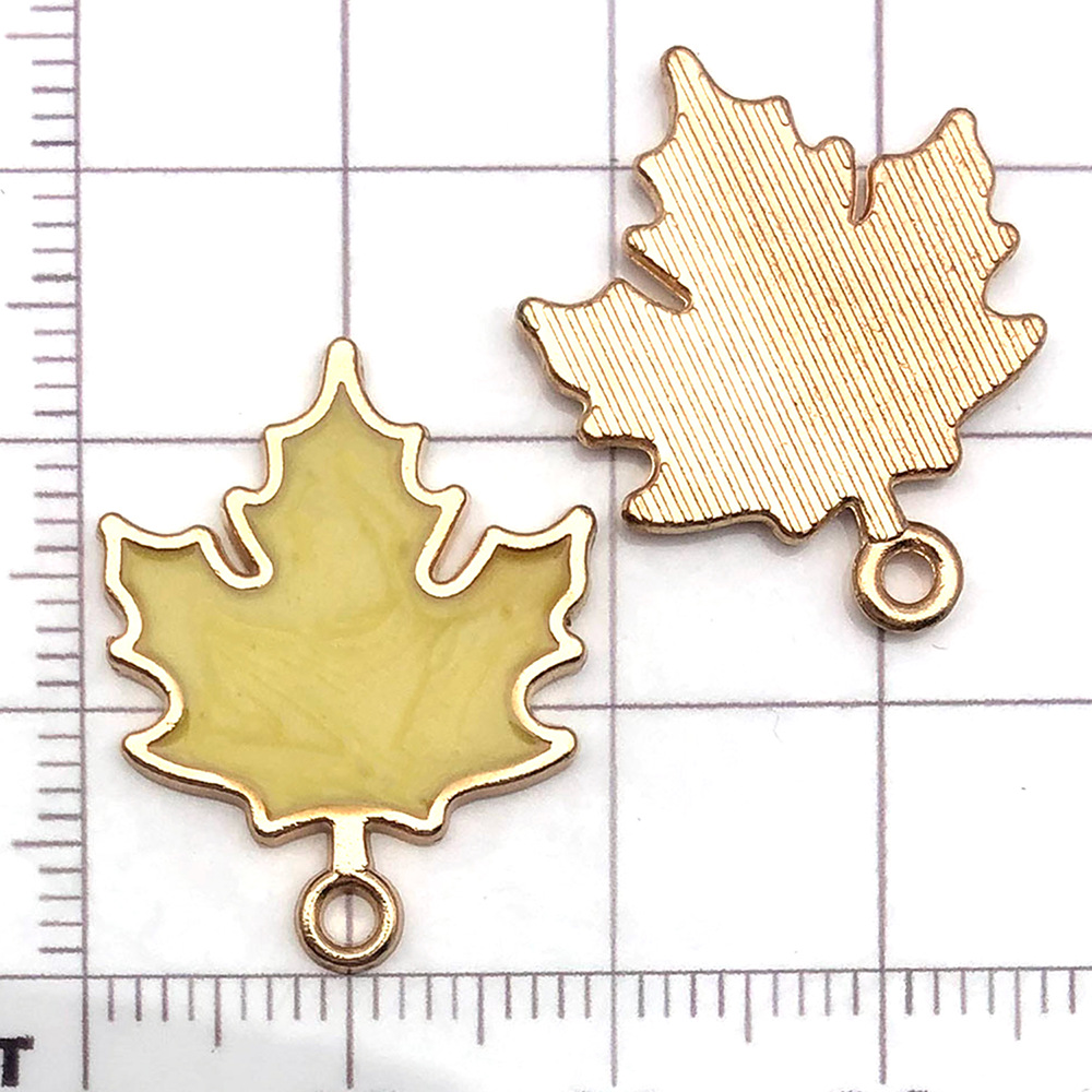 1 hoja de arce amarilla con gotas de aceite - 2g - 19*24mm - 14250