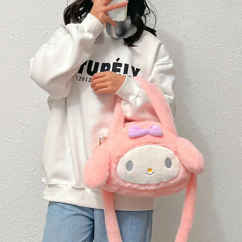 Plush Stitch Kuromi Melody Bag Bolsa Kawaii Crossbody Stuff Mochila Para Crianças Meninas Macio Sanrio Bag Grande Capacidade