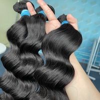 DiLuxe Hair Top brut plus épais, cuticule dessinée, cheveux humains alignés, faisceaux de vague de corps, cheveux non traités, produits chimiques gratuits, vente en gros
