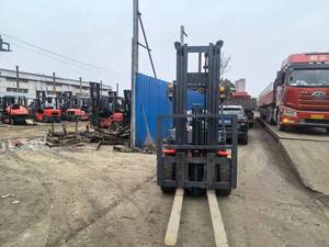 Chariots élévateurs Linde d'occasion de 3,5 tonnes – Vente directe usine – Chariots élévateurs diesel/électriques avec moteur et roulement – Meilleures ventes - Product Image 4