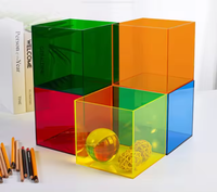 Cube carré de boîte d'affichage en acrylique translucide coloré sur mesure pour la décoration intérieure jolies boîtes-cadeaux maquillage bijoux mallette de rangement pour bonbons