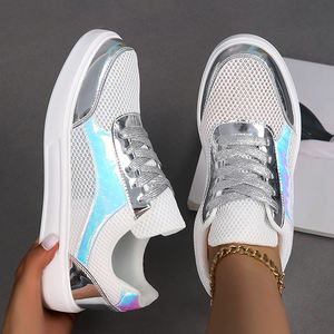 Groothandel <span class=keywords><strong>2025</strong></span> Nieuwe Casual Sportschoenen Met Dikke Zolen Vrouwen Comfortabel Ademend Alle <span class=keywords><strong>Trendy</strong></span> Boardschoenen Vrijetijdsschoenen - Product Image 3