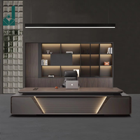 Scrivania Direzionale in Pino di Lusso con Piano in Legno Laccato di Alta Qualità, Set Scrivania Modulare Moderna con Sedia da Ufficio per Presidente o Manager