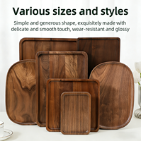 Plateau de service en bois de noyer naturel, plateau en bois irrégulier pour le petit-déjeuner, table à café