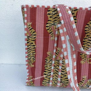 Women Handmade Bag Eco Friendly Floral Cotton Lightweight <b>Beach</b> Shopping Bag Handmade Block Print Quilted Tote Bag with Handle - Product Image 1