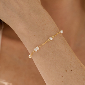 Dainty bracciale con perle in acciaio inossidabile placcato oro 18 carati Femme Ladies <span class=keywords><strong>damigella</strong></span> d'onore braccialetti con perline da sposa da donna - Product Image 1