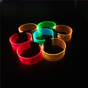 カスタマイズ可能なLEDリストバンド環境にやさしいプラスチックカスタムロゴコンサート用プロモーション用 - Product Image 2