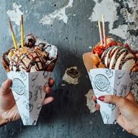 2026 Meilleures ventes : Cornet en papier crêpe de qualité alimentaire, résistant à l'eau et à l'huile, pour frites, avec compartiment à sauce
