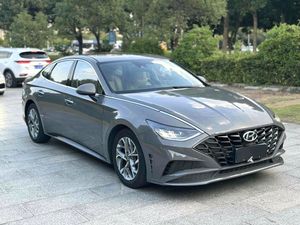 HYUNDAI SONATA 2020 10a Generazione 1.5T GDI 270TGDi GL <span class=keywords><strong>LEADER</strong></span> AUTOMATICA USATA GUIDA A SINISTRA BERLINA DI MEDIE DIMENSIONI - Product Image 3