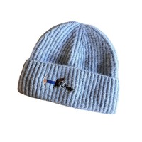 Bonnet en tricot rose pour femme, personnalisable, en acrylique, brodé, style streetwear, élégant et chaud pour l'hiver 2026