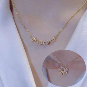 Collier tendance à quatre cœurs géométriques, plaqué or 18 carats, en acier inoxydable, avec zircon et trèfle à quatre feuilles, vente chaude - Product Image 4