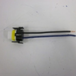 Enchufe Eléctrico H9 de 1 Salida Sin Conexión a Tierra, Número de Pieza 90804, Para Uso en Altas Temperaturas - Product Image 2