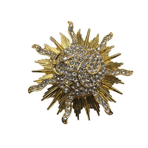 ZX Europa América Estrella Luna Set <span class=keywords><strong>de</strong></span> Pendientes y Broche Chapado en Oro <span class=keywords><strong>de</strong></span> Alta Calidad con Diamantes Estilo Medieval Occidental Joyería Única <span class=keywords><strong>de</strong></span> Calidad - Product Image 5
