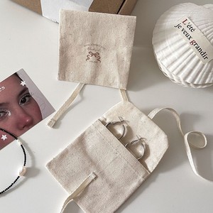 Pochette de rangement haut de gamme en sergé de coton gris avec logo personnalisé imprimé, pour extensions de cheveux, perruques, sacs à main, manteaux et sous-vêtements - Product Image 6