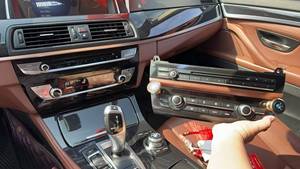 Para la Serie 5 2011-2017 F10/F18, Nuevo Aire Acondicionado OLED Mejorado con Android Auto y Puerto para Reproductor - Product Image 2