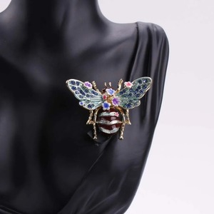 Broche de abeja lindo para mujer, insignia de insecto de flor colorida, joyería exquisita para mujer - Product Image 5