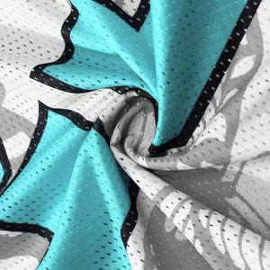 Camiseta de malla con cuello en V impresa por transferencia de calor con números y letras de gran tamaño para deportes de calle unisex, camiseta personalizada - Product Image 3