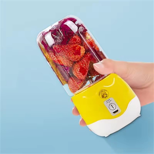 เครื่องคั้นน้ำผลไม้ไฟฟ้าแบบพกพาพร้อมภาชนะพลาสติกเครื่องปั่นน้ำผลไม้อเนกประสงค์ USB ไร้สายแบบพกพาใหม่ - Product Image 3