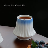 Tasse à café et soucoupe en céramique de porcelaine blanche Suet Jade, motif volcan du Mont Fuji, design rétro de luxe léger, style Silent Wind Homestay
