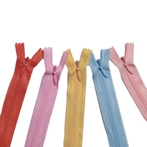 Nhà Máy Bán Hàng Trực Tiếp Sbs3 # Màu Đen Vô Hình Đóng Cuộn Dây Dây Kéo 25-65Cm Thích Hợp Cho Trang Phục,Quần Áo,Gối,Túi Dây Kéo - Product Image 1