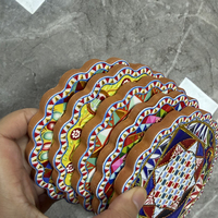 Ensemble de sous-verres en céramique ethnique à motif floral festonné, style bohème, en terre cuite, avec impression 3D en relief et estampage à chaud doré, motif mandala