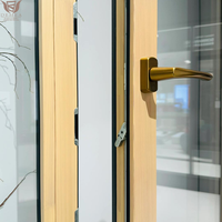 Ventanas abatibles de madera revestidas de aluminio francés DEMEA para soluciones de iluminación natural disponibles para villas