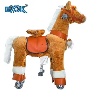 Cavallo a dondolo bambini che corrono giocattoli peluche morbido equitazione su cavallo giocattolo grande cavallo a dondolo Paseo De Juguete