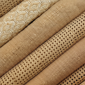 Matériau de canne en rotin pour la fabrication de meubles et l'artisanat Pôle de canne écologique et usine de base en gros à bas prix - Product Image 1