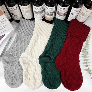 Chaussettes de Noël tricotées de 18 pouces, vente en gros, style nordique classique, décoration familiale, sacs cadeaux pour bonbons, personnalisables - Product Image 2
