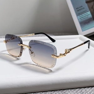 Lunettes de soleil sans monture dégradées UV400, rectangulaires, unisexes, protection solaire, mode adulte - Product Image 1