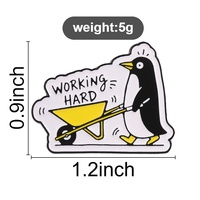 Épinglette en émail Pingouin de dessin animé avec slogan inspirant, badge de revers en métal, thème « Travail acharné », accessoire décoratif pour sac à dos et veste