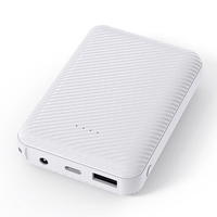 Chargeur de batterie de téléphone portable super mini, batterie externe portable 5000 mAh, Powerbank format carte de crédit
