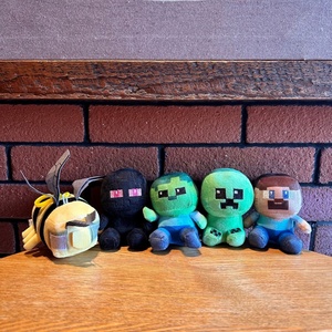 Promotion : Peluche Minecrafted 4 pouces, Dragon Sans Ombre, Work Fear, Mini Poupée à griffes, Personnage de dessin animé, Porte-clés - Vente en gros - Product Image 1
