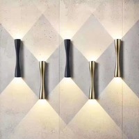Lampes murales créatives de luxe modernes en or, noir et blanc, pour la décoration intérieure de la chambre à coucher, du salon, lampes murales LED pour chevet