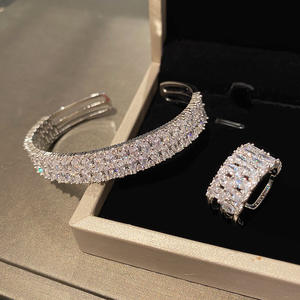 Conjunto de joyas al por mayor, anillo de pulsera ancho de diamante completo de oro blanco, versión estrecha, anillo de pulsera de fiesta de cena a la moda - Product Image 5