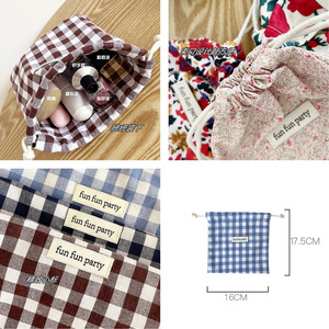 <span class=keywords><strong>Pochette</strong></span> à cordon en polyester à motif floral et à carreaux <span class=keywords><strong>pour</strong></span> articles divers, clés, pièces de monnaie, cartes, téléphone portable, serviettes hygiéniques et cosmétiques - Product Image 4